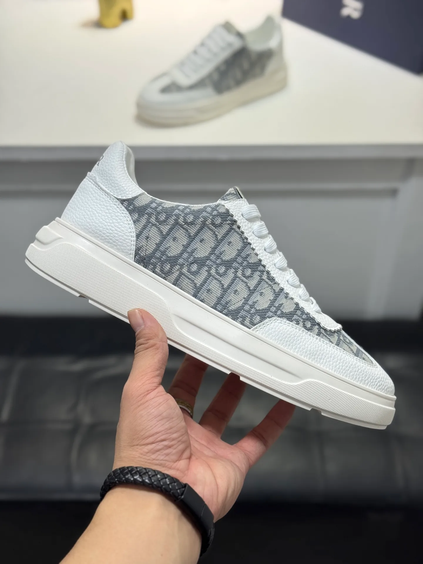 Men's Men's Shoes💰420【New Style】🦑🦑Dior🔥Christan Dior (Dior) hot style [new style] ⚠⚠️Top purchasing 🔍🔍men's casual shoes, upper cowhide stitched with Dijia special fabrics, soles: original soles specially provided by the original factory, exclusive movable molded soles super comfortable, original factory single goods, 🔍🔍high-quality multi-color splicing design, exquisite workmanship, unique, Sheepskin lining💪Details determine quality, we only make shoes with care, you can enter and leave the counter at will, welcome to compare🇮🇹Size: 38-44 (45 customized
